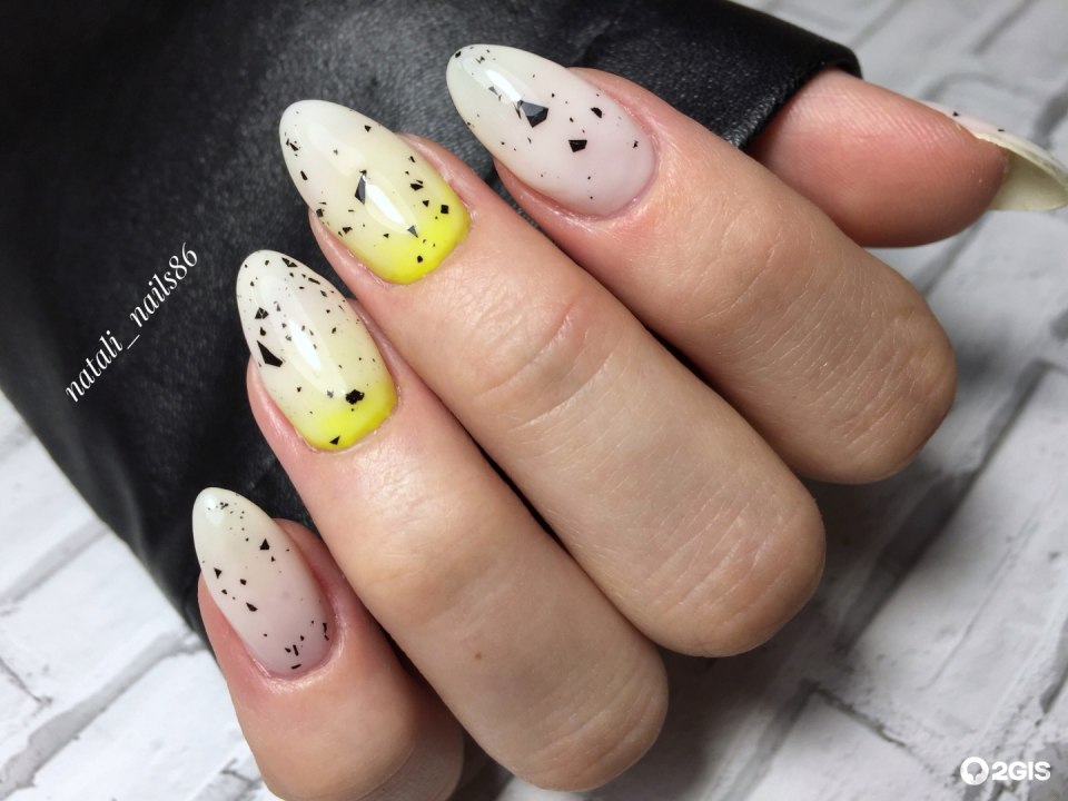 Маникюр перепелиное яйцо
