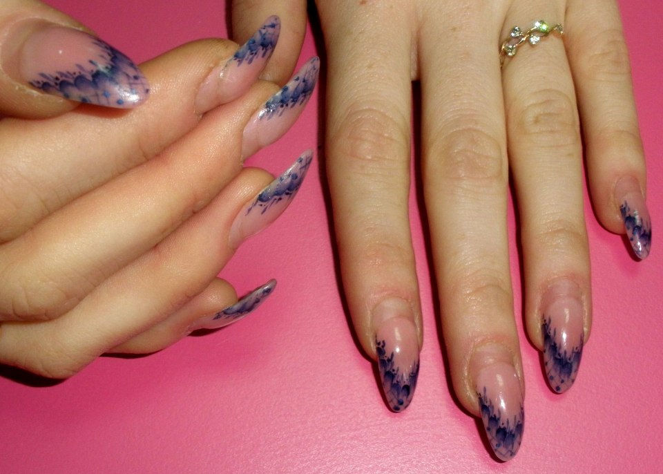 Коррекция наращивания ногтей