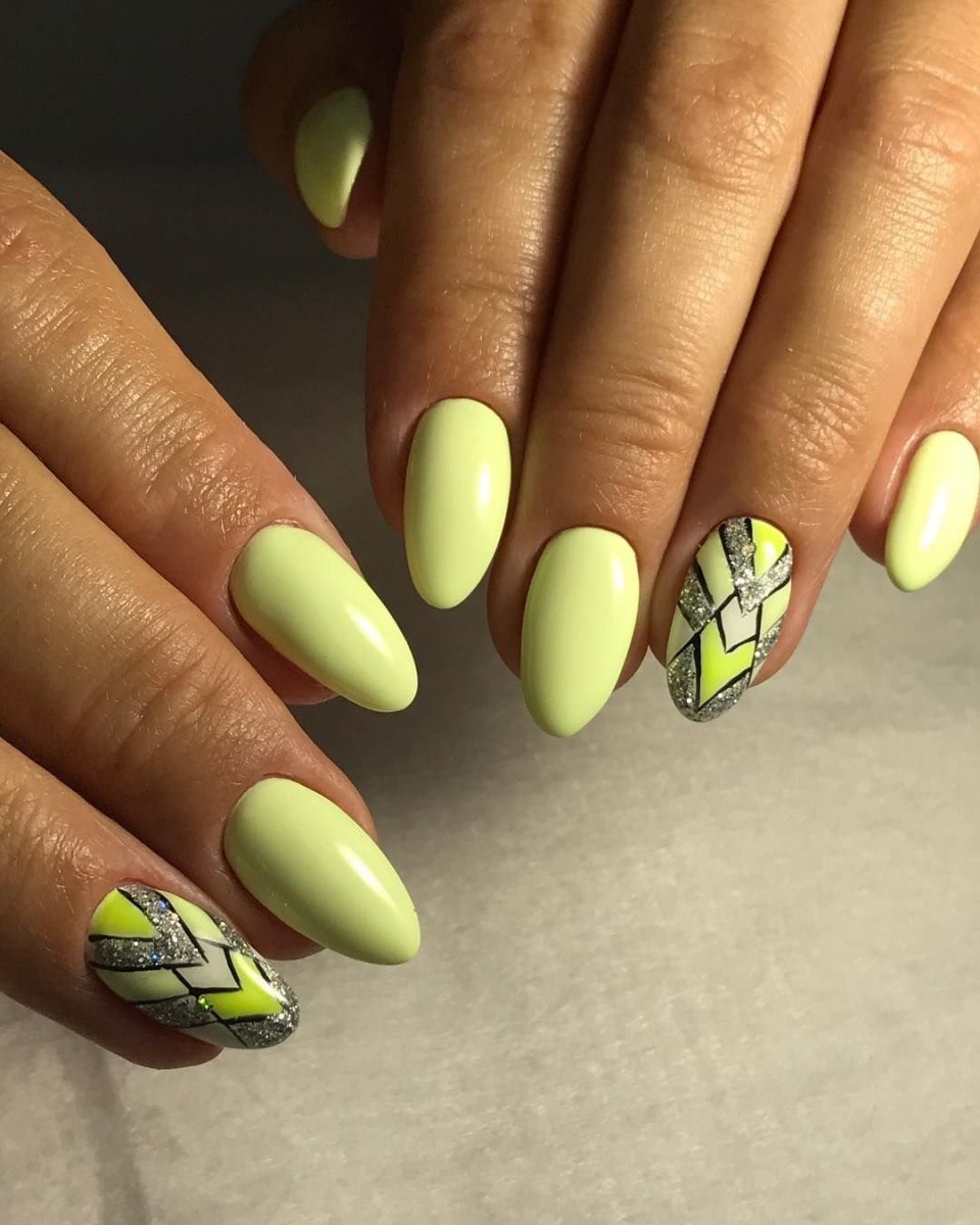 Маникюр лето