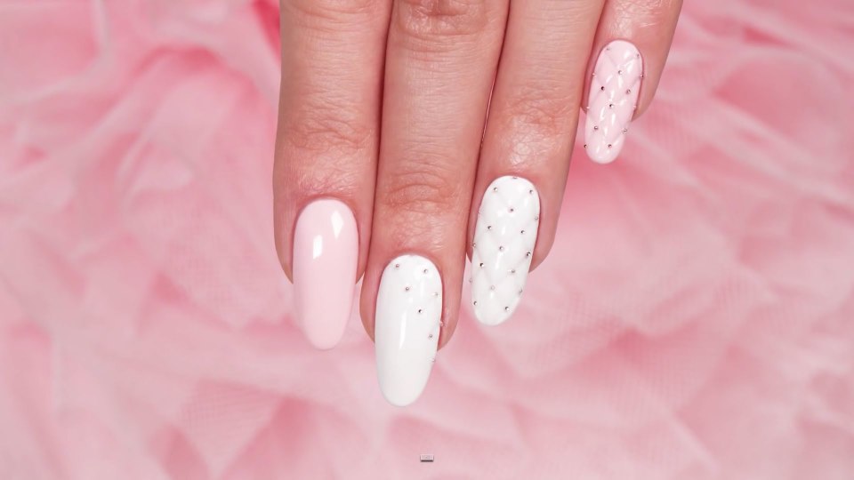 Стеганый маникюр гель лаком