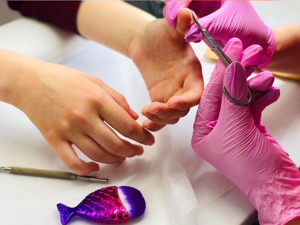 Маникюр на ОБЬГЭСЕ Новосибирск