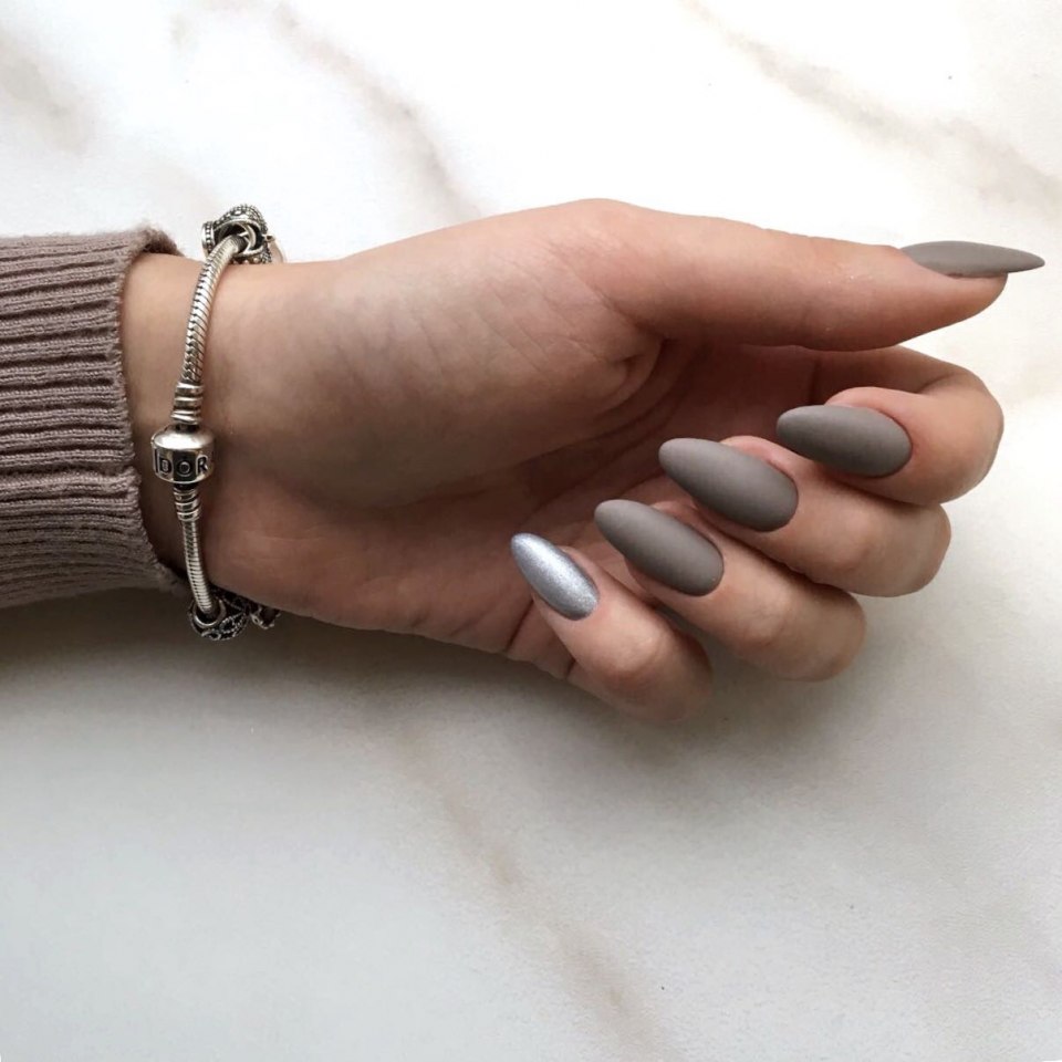 Короткие ногти Мендель