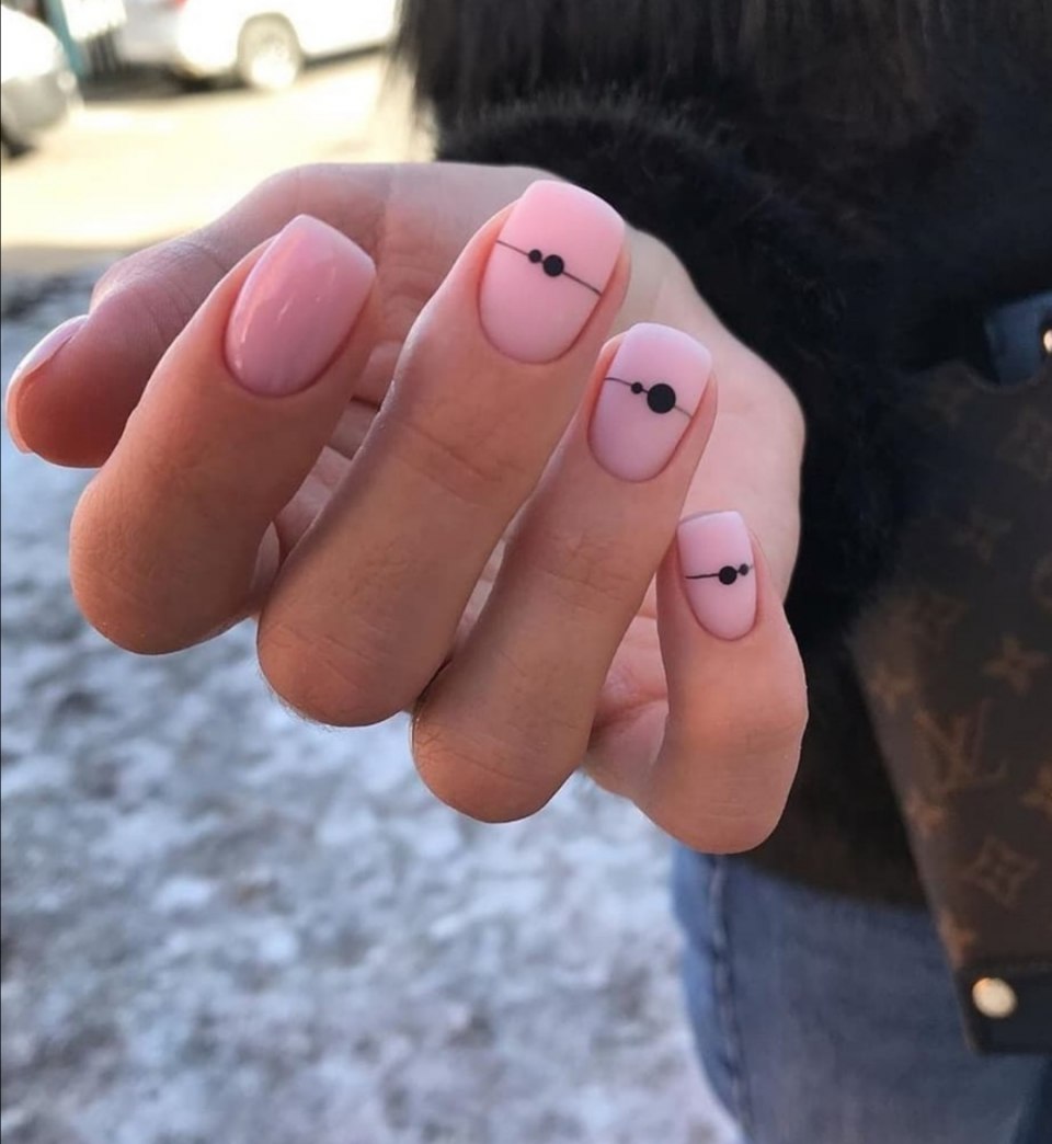 Маникюр окрашивание