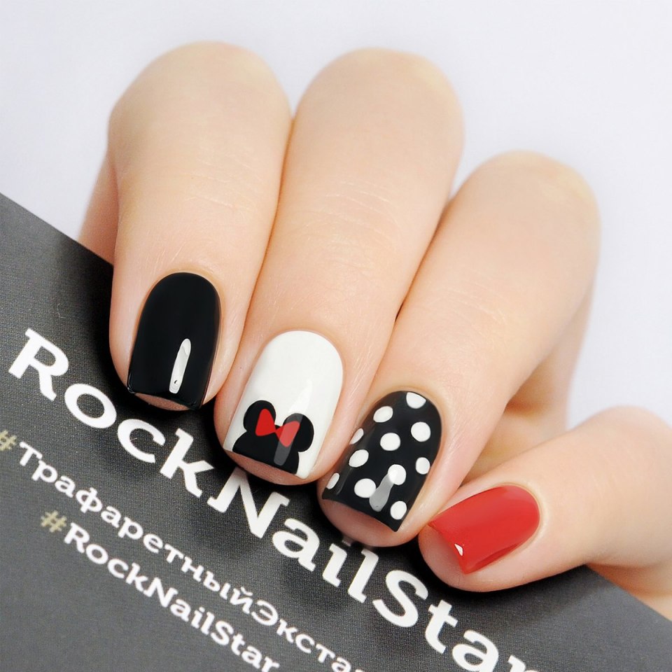 Чёрный маникюр для подростков