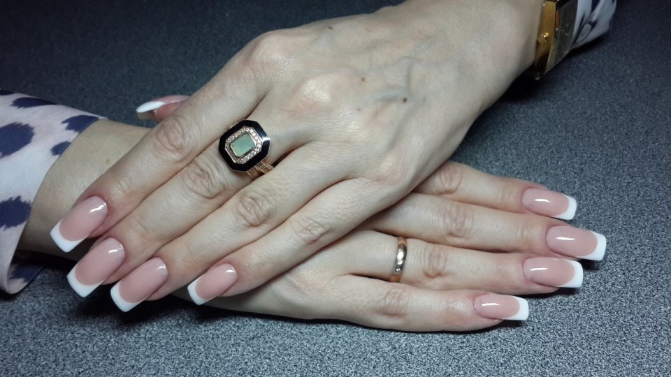 Френч на квадратных ногтях