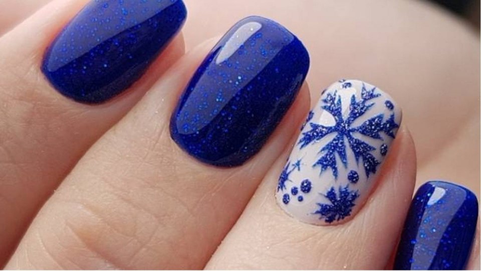 Синие зимние ногти
