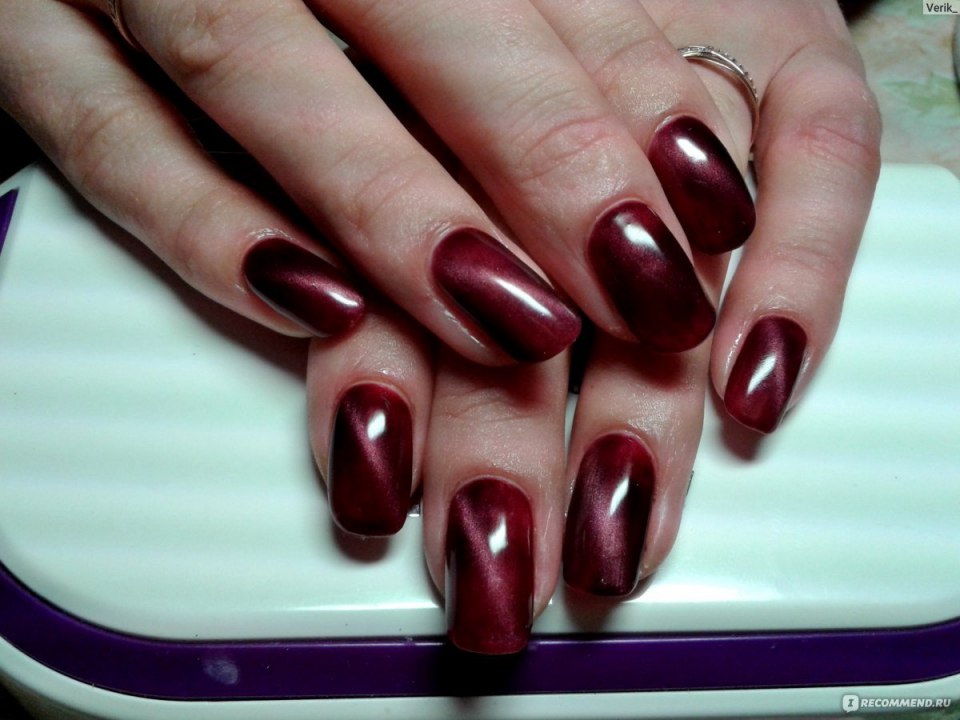 Маникюр кошачий глаз серый