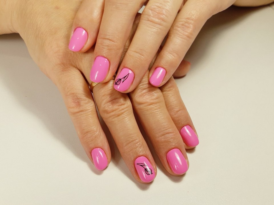 Маникюр красивый повседневный