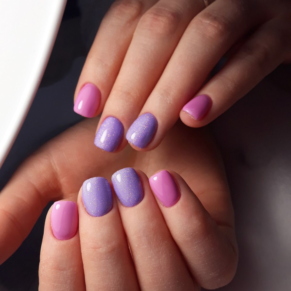 Однотонный маникюр