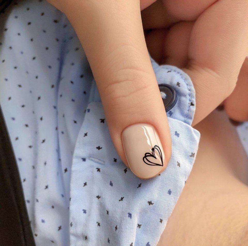 Школьный маникюр для подростков