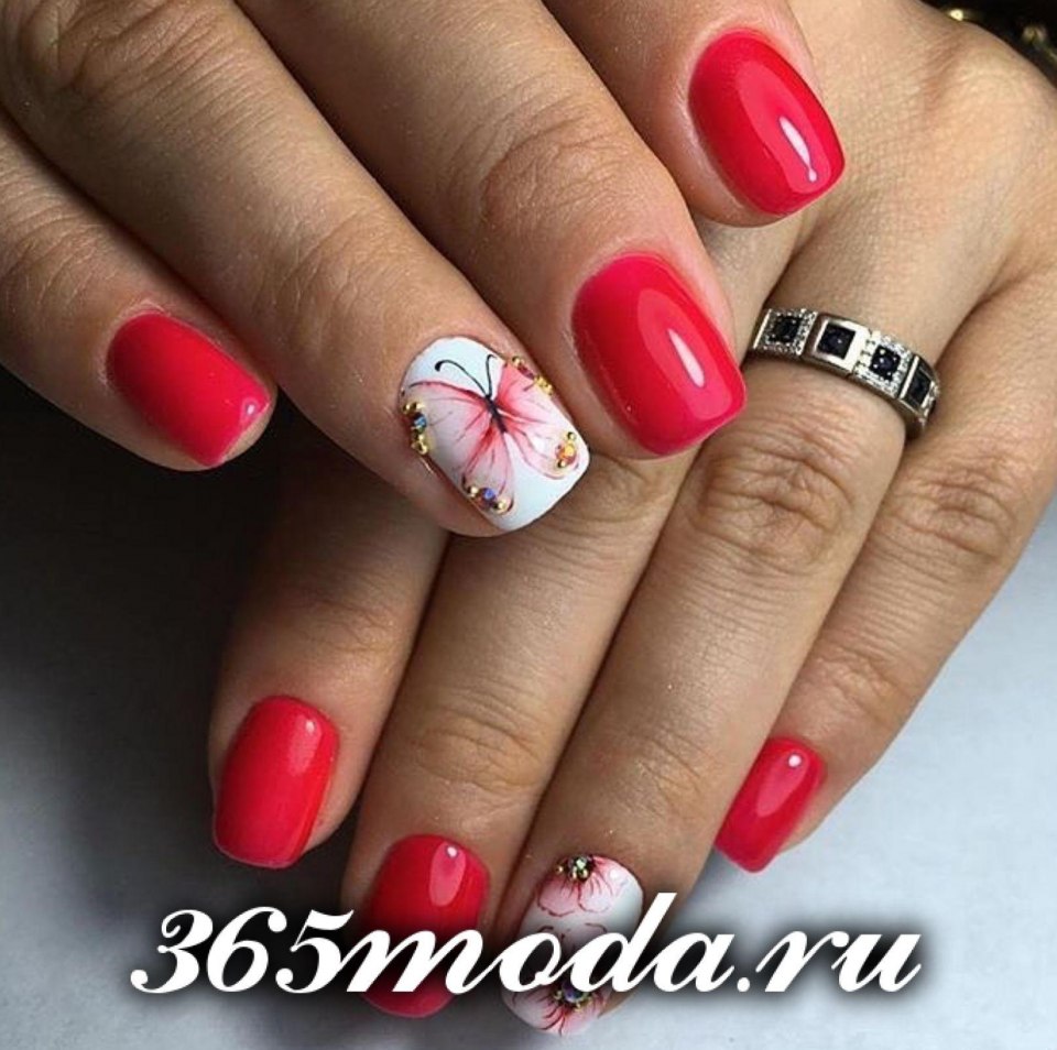 Красно розовые ногти