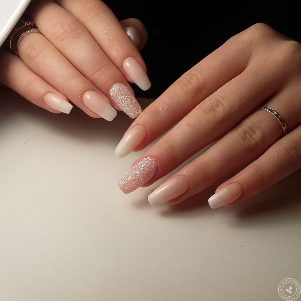 Наращивание ногтей