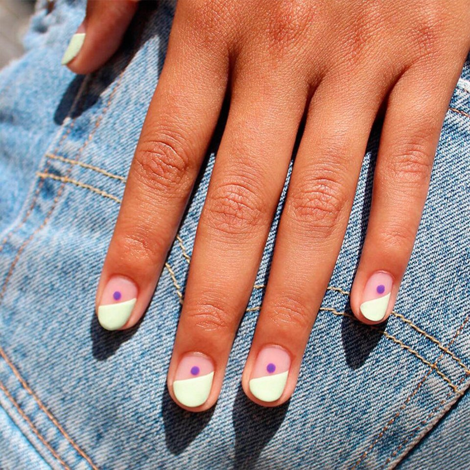 Диагональный маникюр