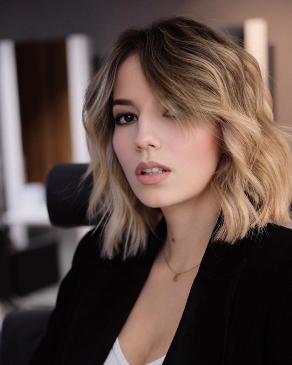 Стрижка Lob long-Bob