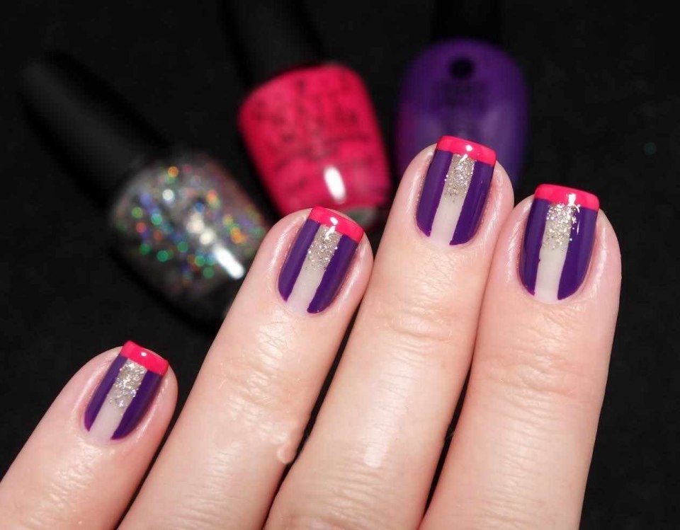 Маникюр в тёмных тонах шарики