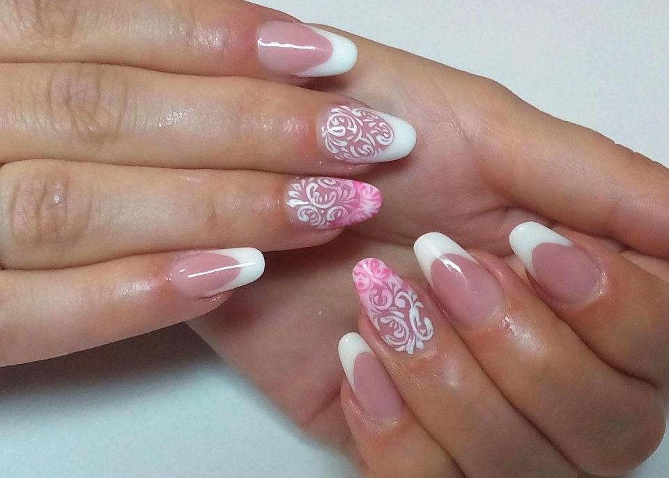 Свадебный маникюр 2021 френч