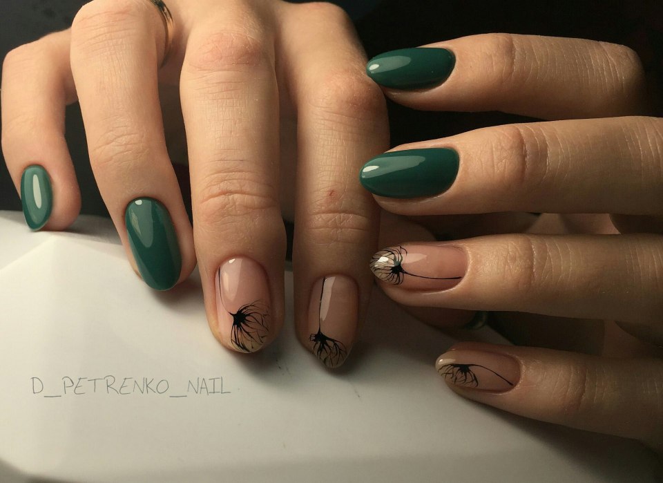 Тем6озеленый с бежевым маникюр