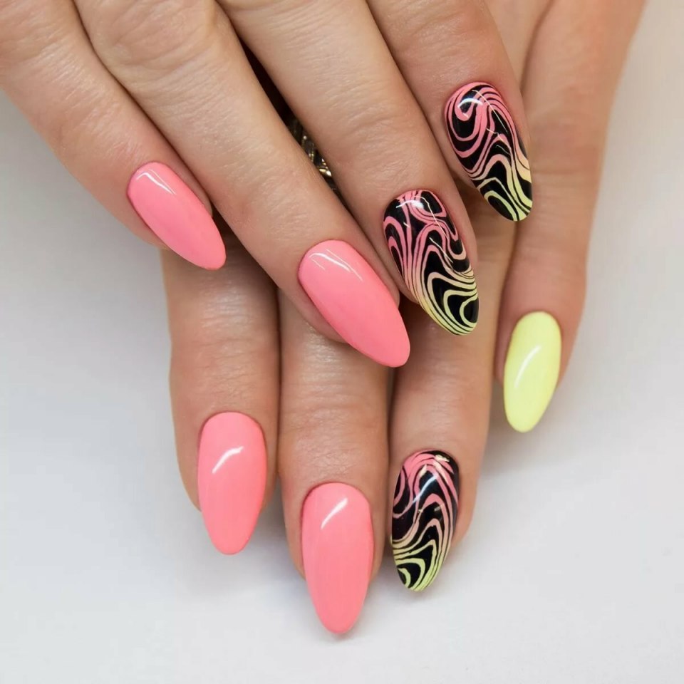 Яркие ногти