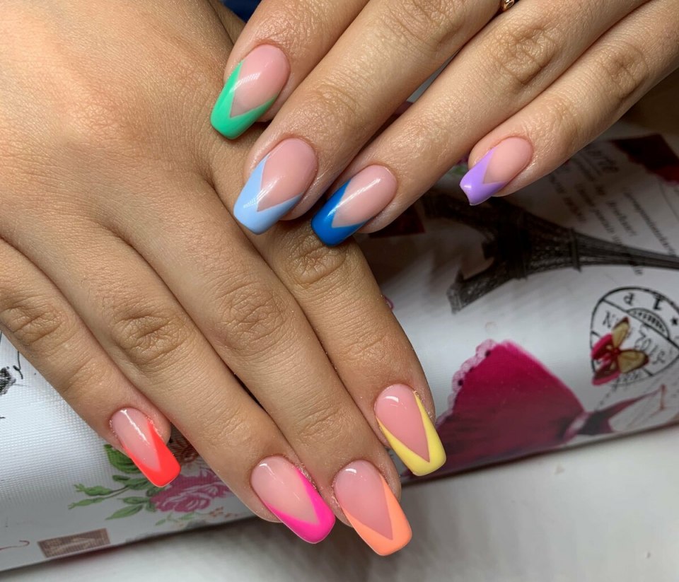 Кислотный маникюр френч