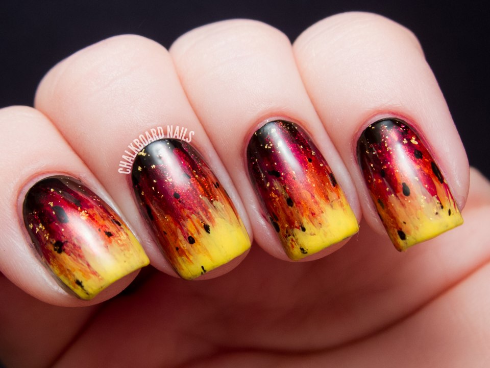 Маникюр омбре черный