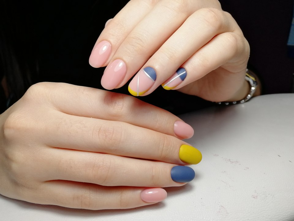 Маникюр квадрат