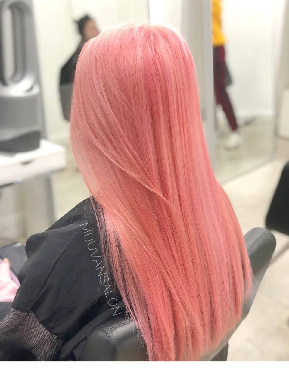 Чтобы волосы не стали розовыми