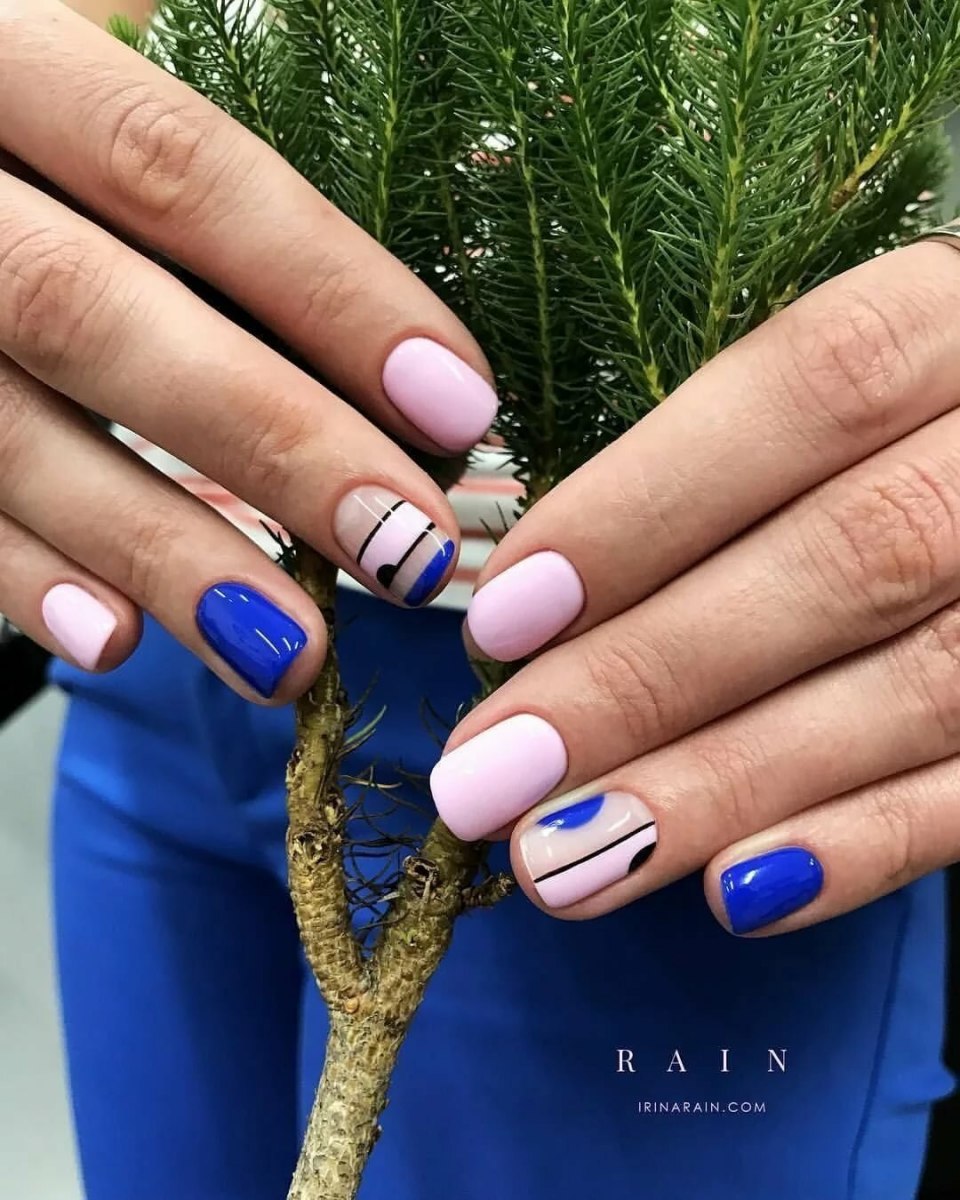 Красивый повседневный маникюр на короткие ногти