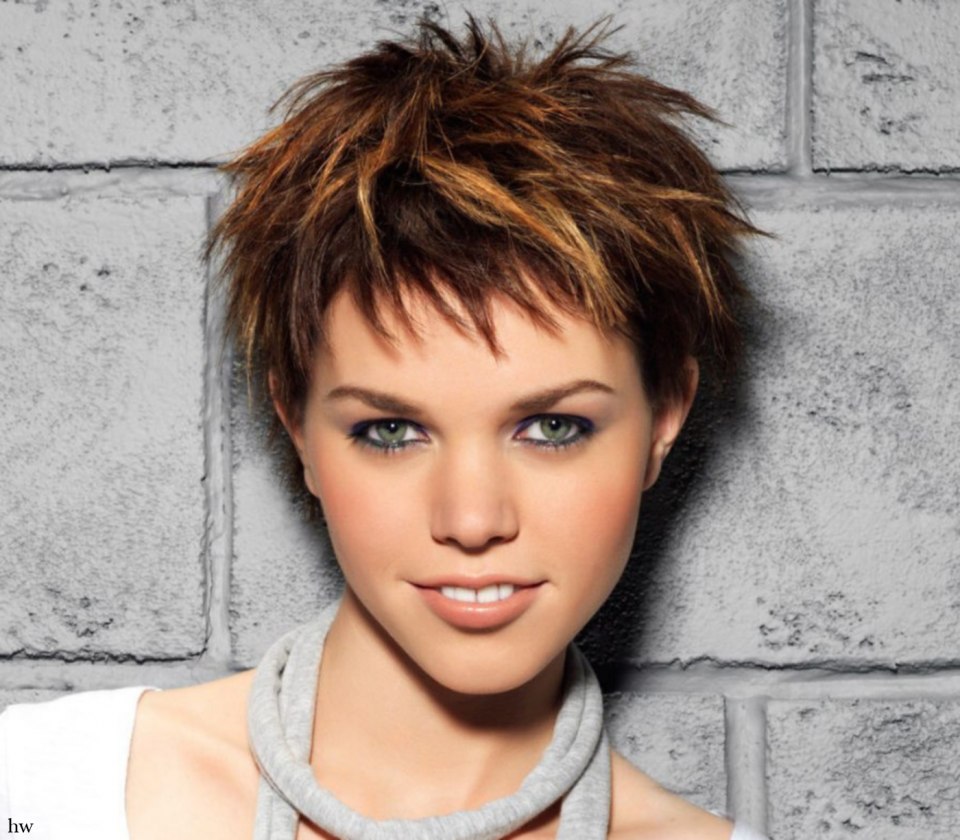 Рейчел Уэлч короткие стрижки