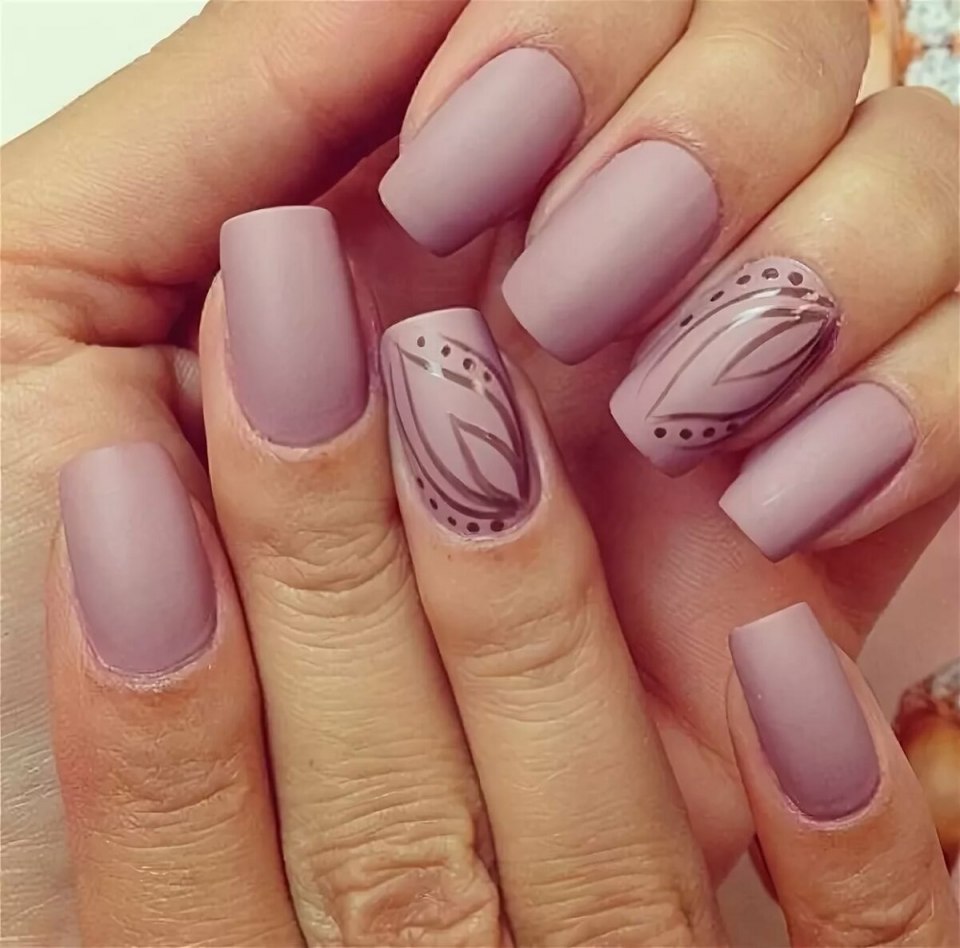 Маникюр на короткие ногти пастельные тона