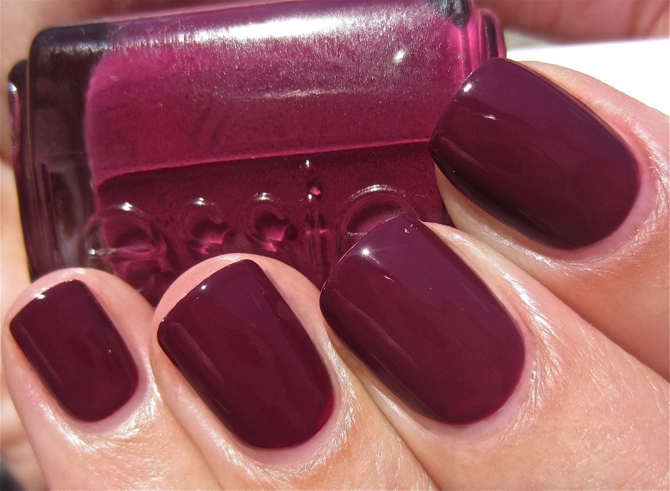 Степпинг в маникюре 2021