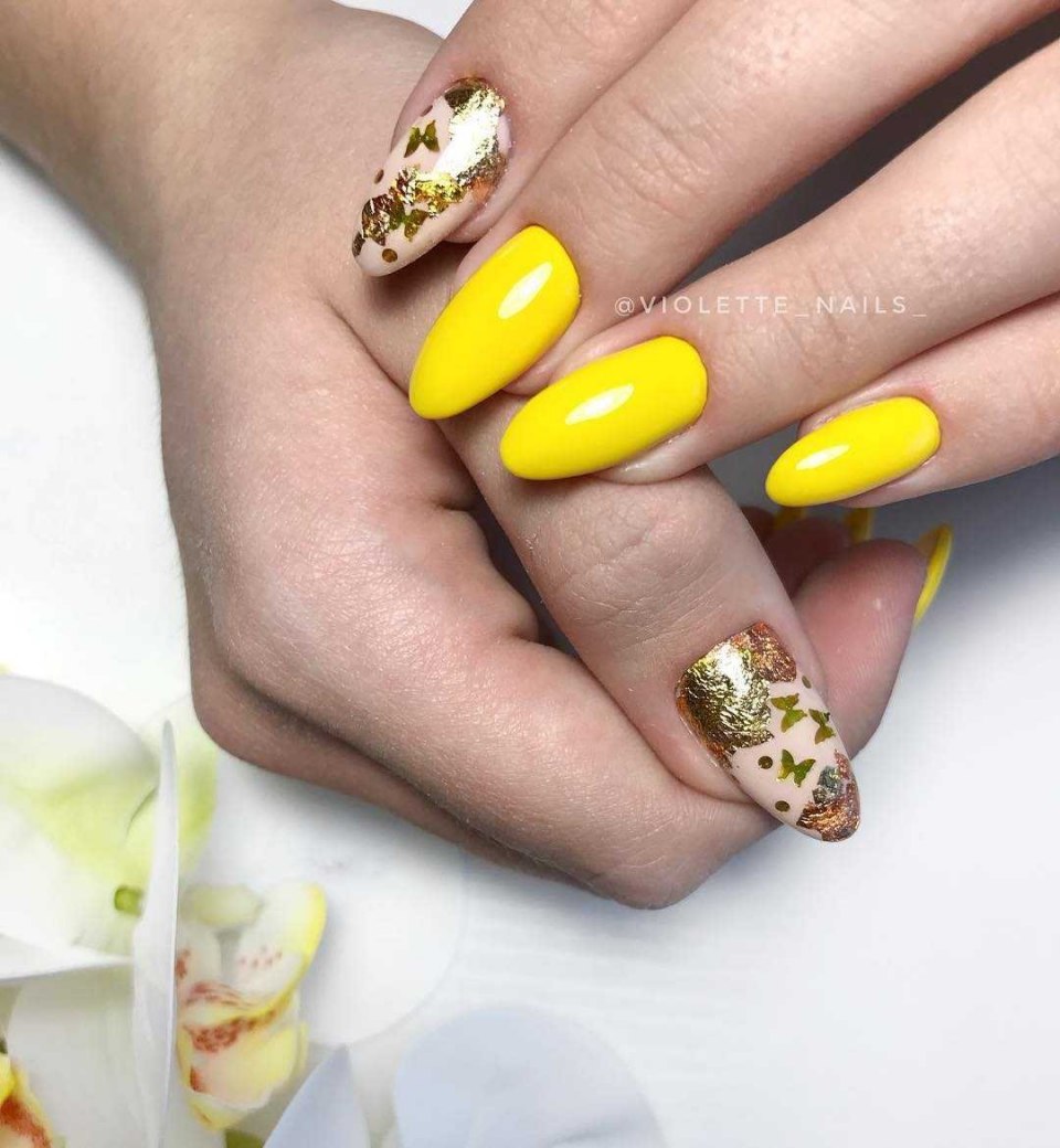 ;Tknsqй маникюр с фольгой