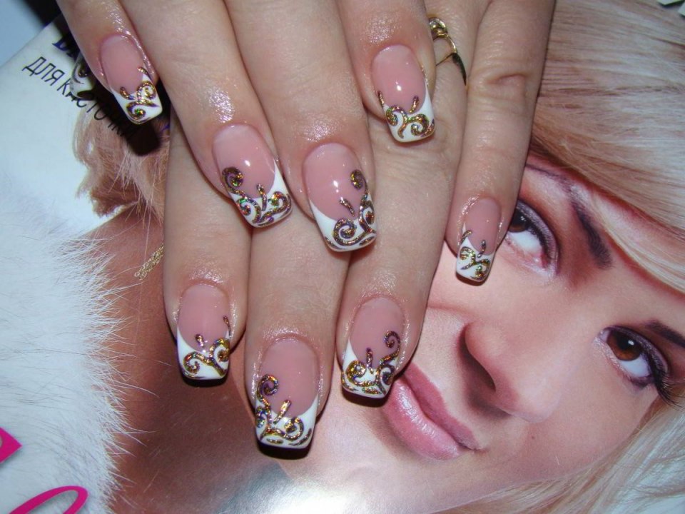 Золотой френч с рисунком