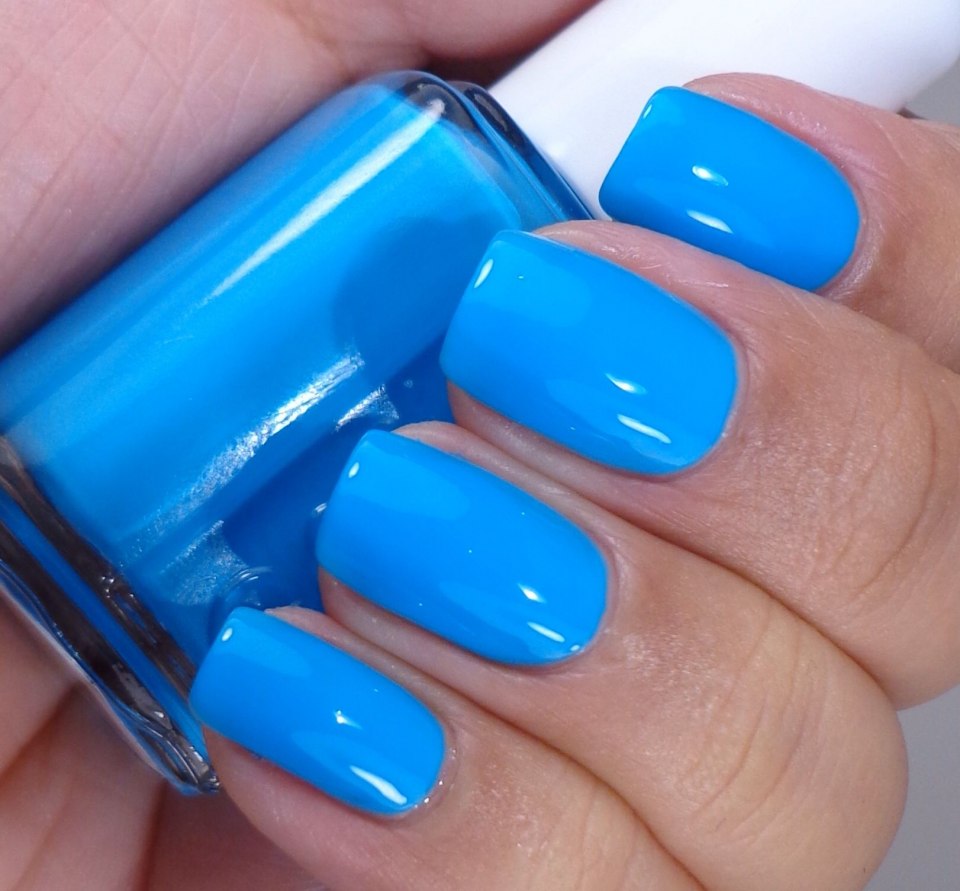 Essie голубые оттенки