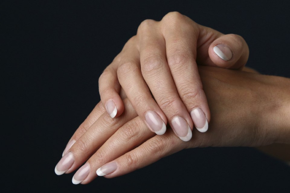 Женская рука