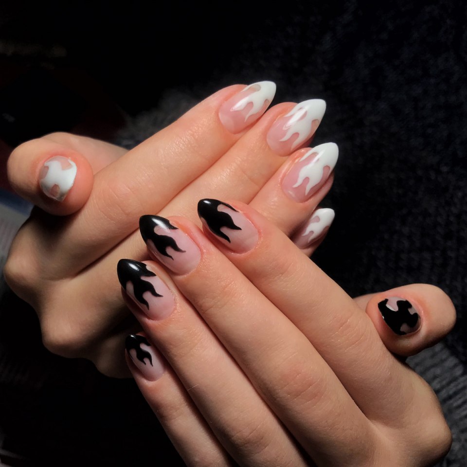 Черный матовый френч