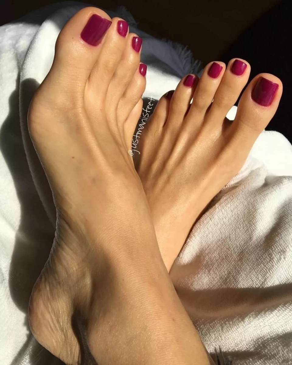 Николь Блэк feet