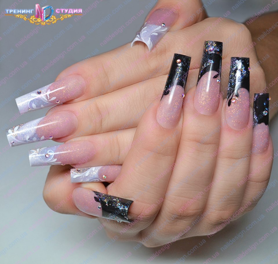 Аквариумный маникюр френч на квадратных ногтях