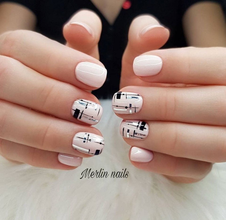 Френч Миллениум на ногтях