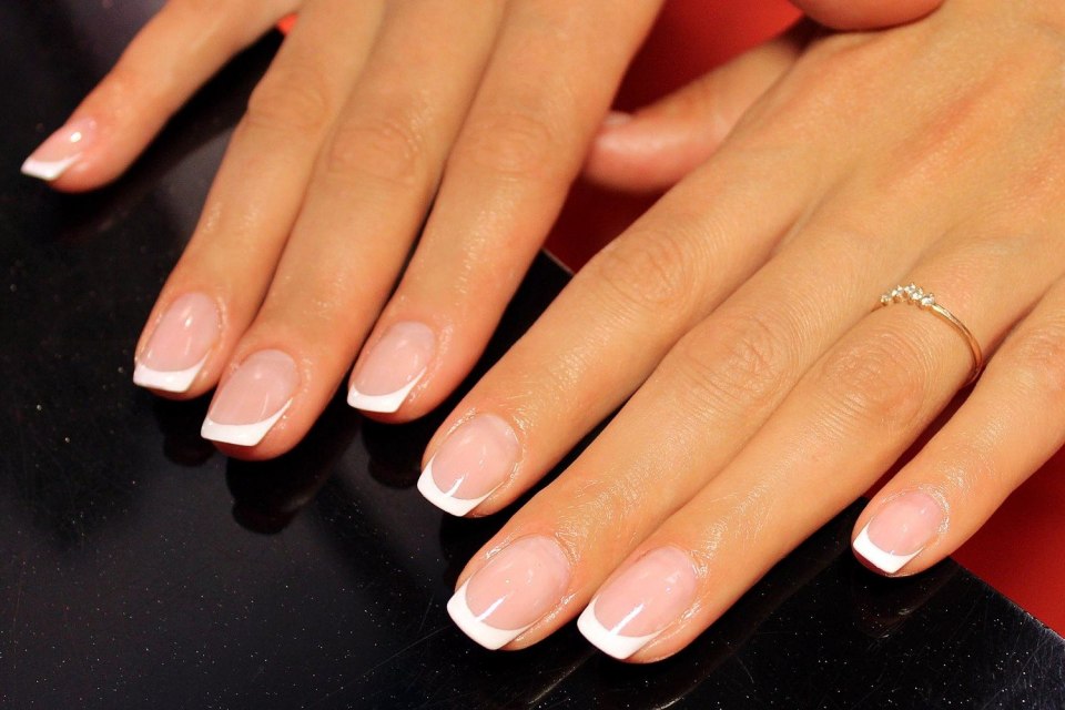 Френч маникюр