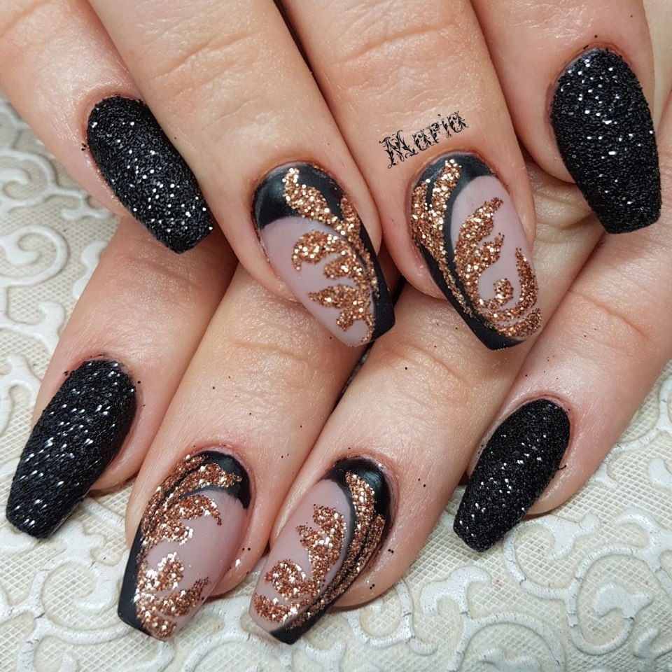 Ажурный маникюр