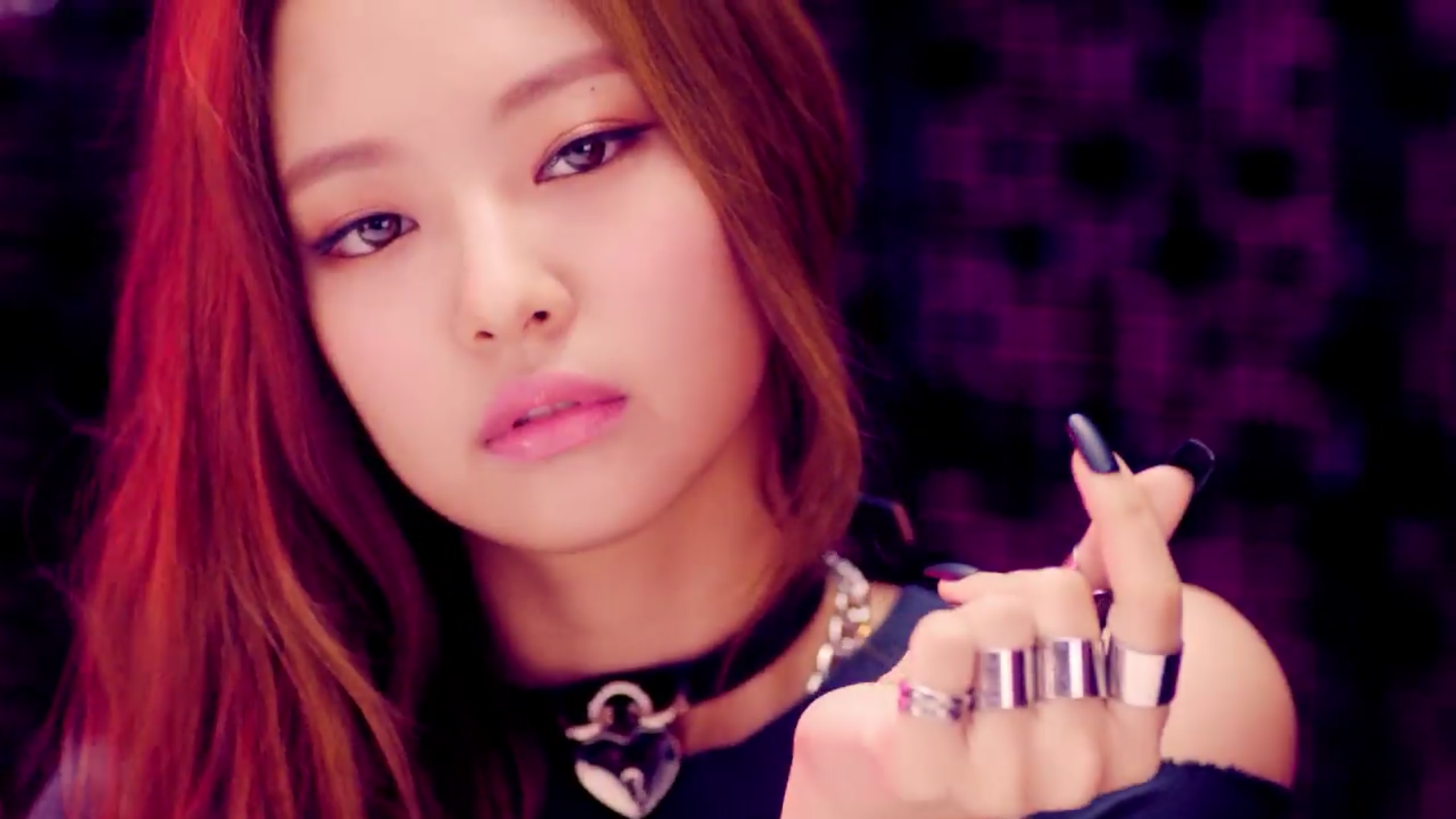 Дженни блэк пинк 2024. Jennie BLACKPINK. Группа BLACKPINK Дженни. Блэк Пинк бумбая Дженни.