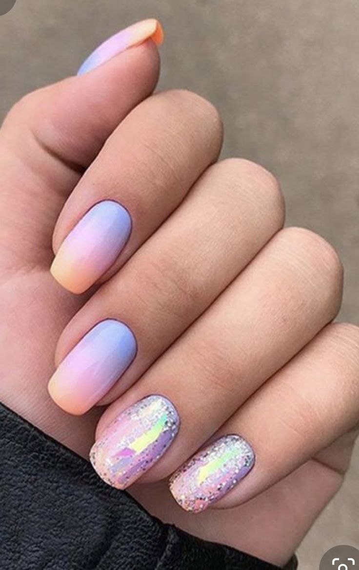 Акварельный маникюр с градиентом