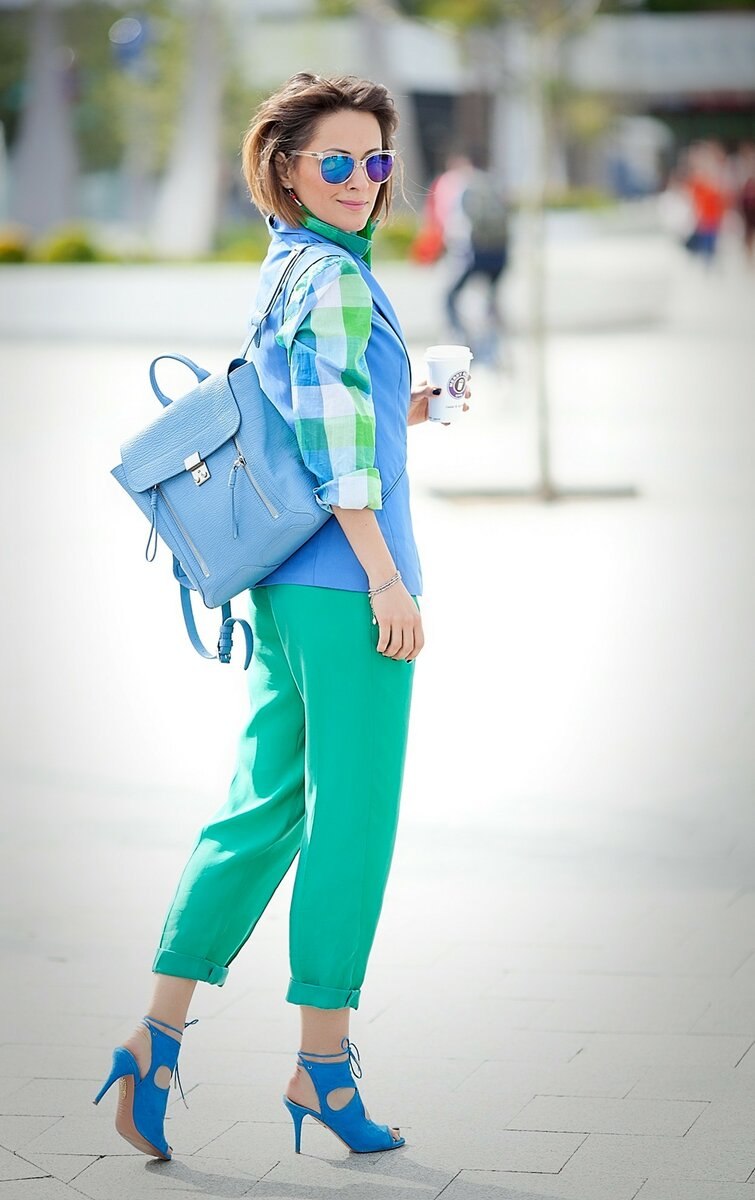 Елена Галант в зеленом