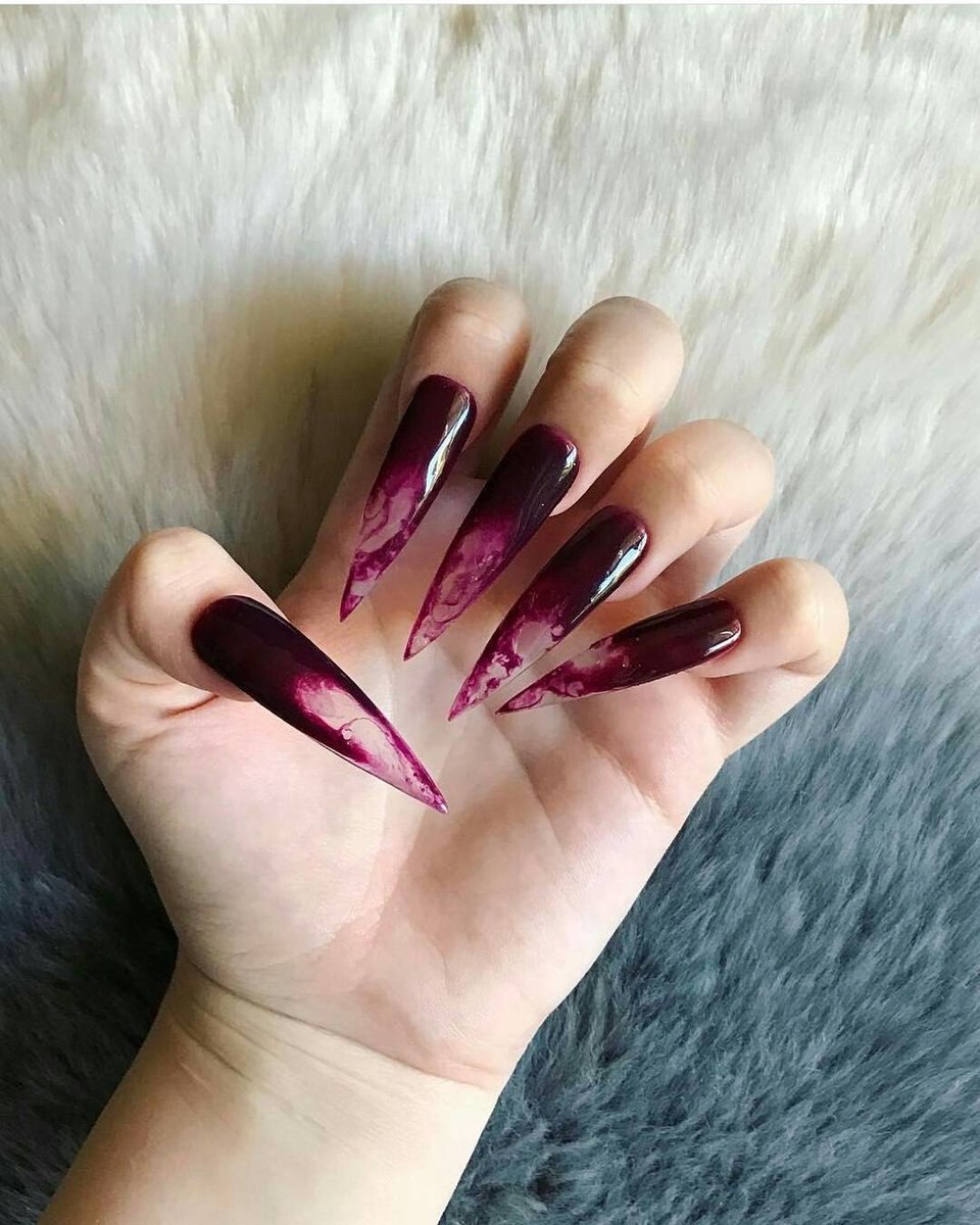 Стильные черные когти
