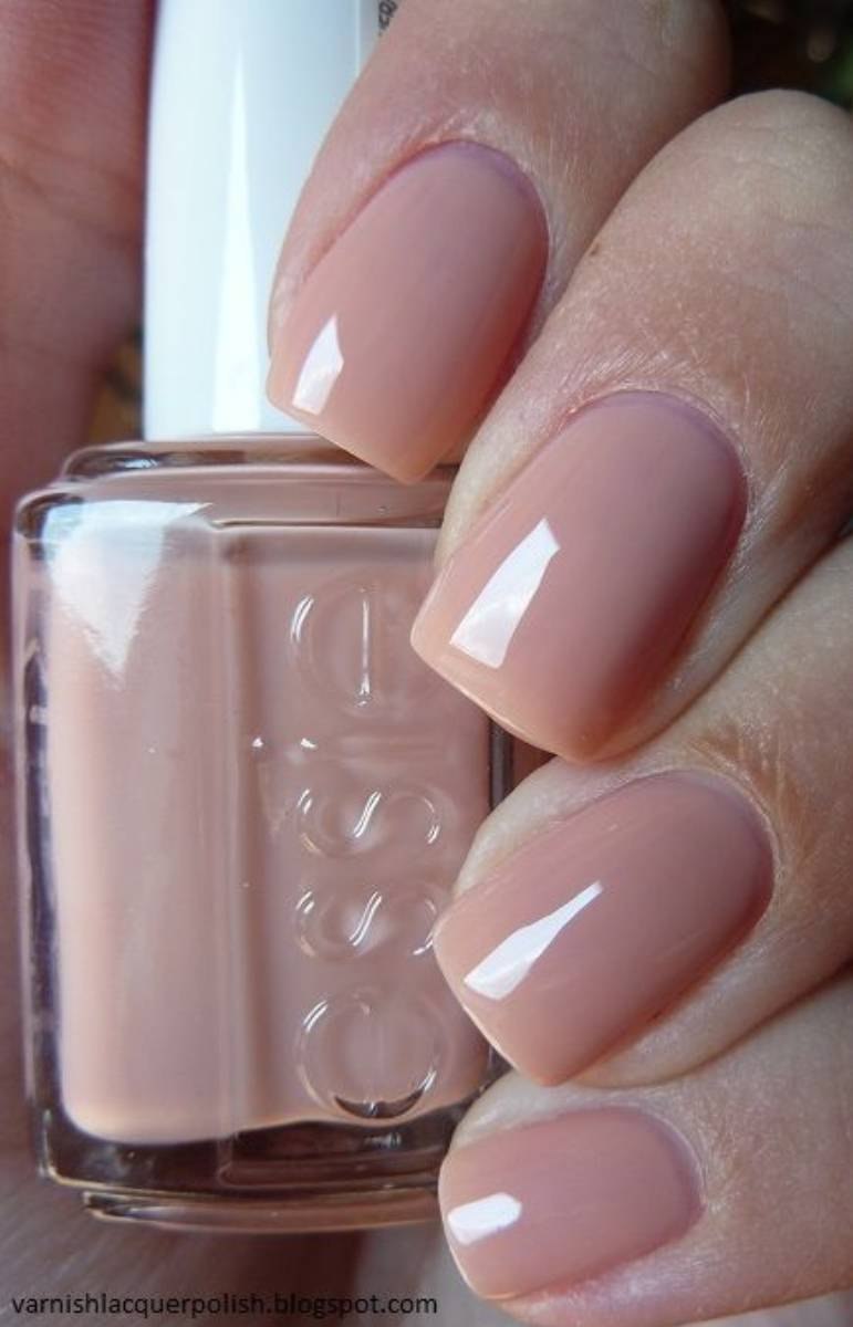 Essie 17 Muchi Muchi