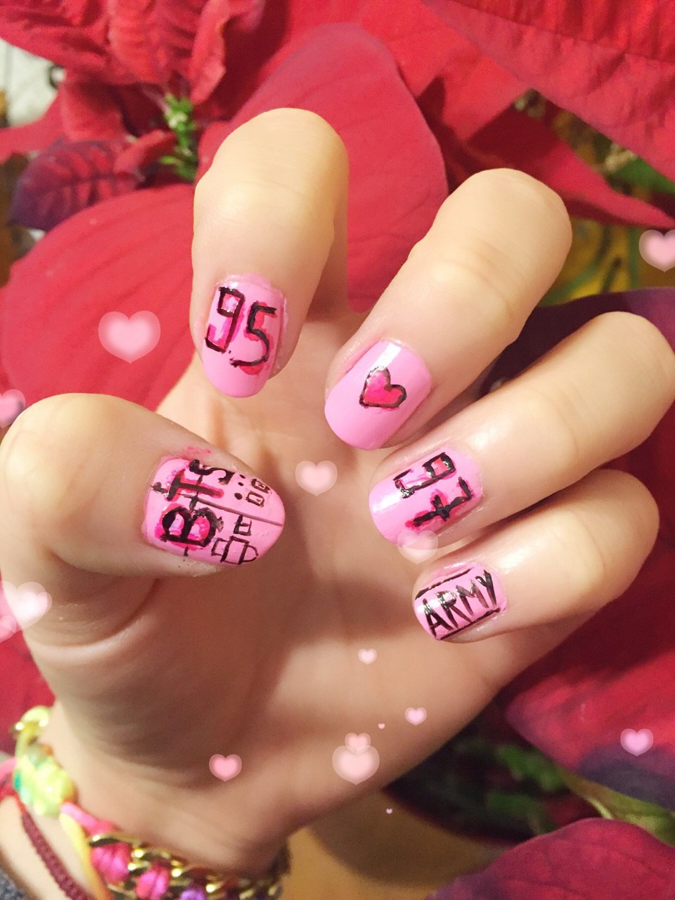 Чёрные ногти с надписями