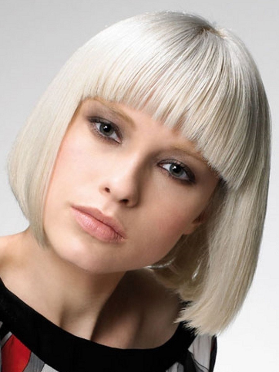 Градуированное каре с прямой челкой