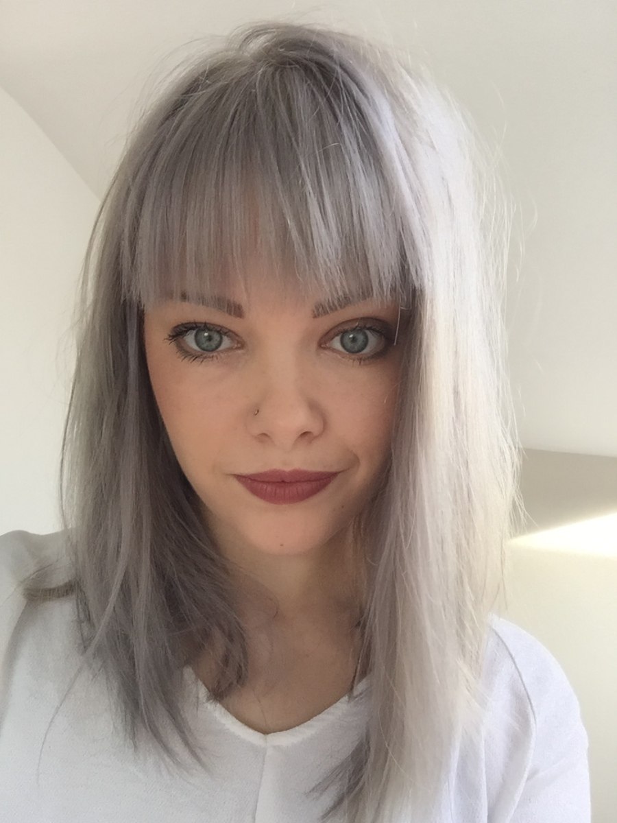 Стрижка каре с челкой