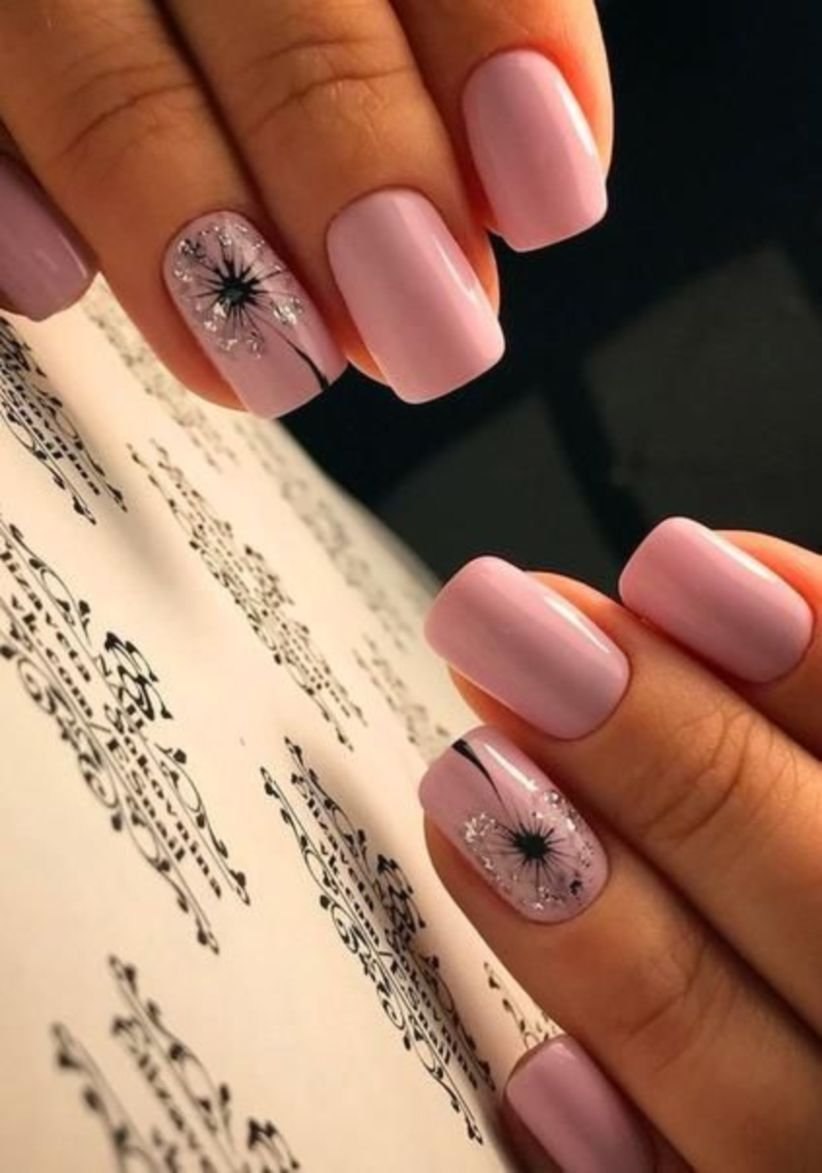 Нежный маникюр