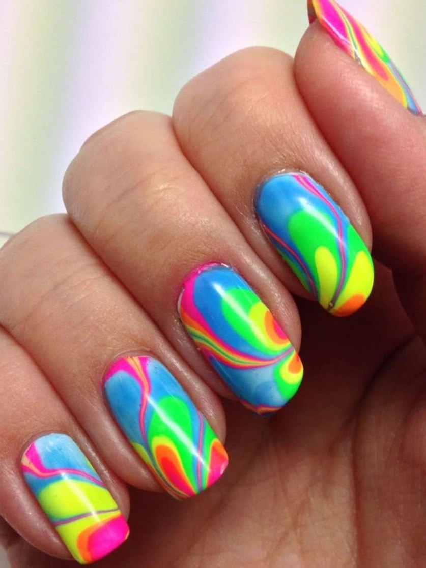 Разноцветный маникюр